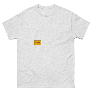 Ein Göttin-T-Shirt mit gelber Box.