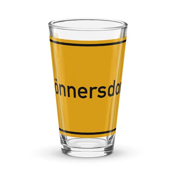 Ein Pintglas von Gönnersdorf mit der Aufschrift „Dinersday“.