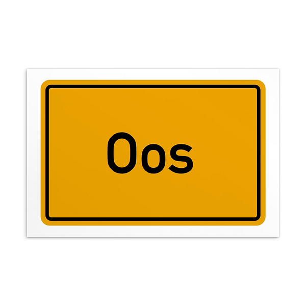 Ein Verkehrsschild mit dem Wort „Oos-Postkarte“ in Gelb und Schwarz.